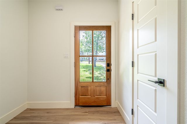 924 Arkansas River Drive, Granbury, TX 76048