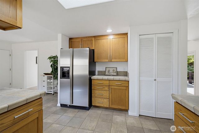 16653 157th Avenue SE, Renton, WA 98058