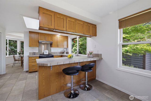 16653 157th Avenue SE, Renton, WA 98058