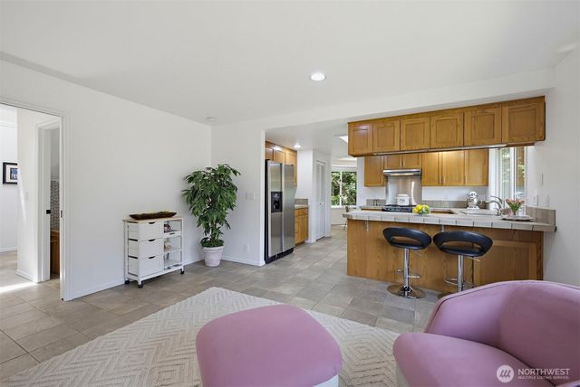 16653 157th Avenue SE, Renton, WA 98058