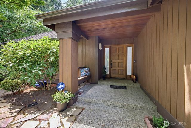 16653 157th Avenue SE, Renton, WA 98058