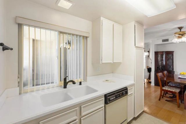 5350 Baltimore Drive 58, La Mesa, CA 91942