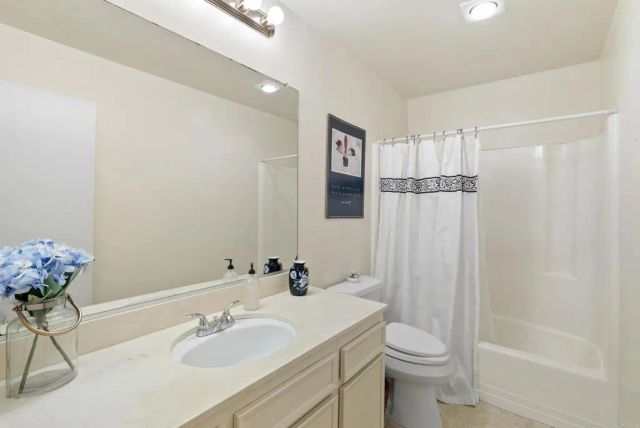 5350 Baltimore Drive 58, La Mesa, CA 91942