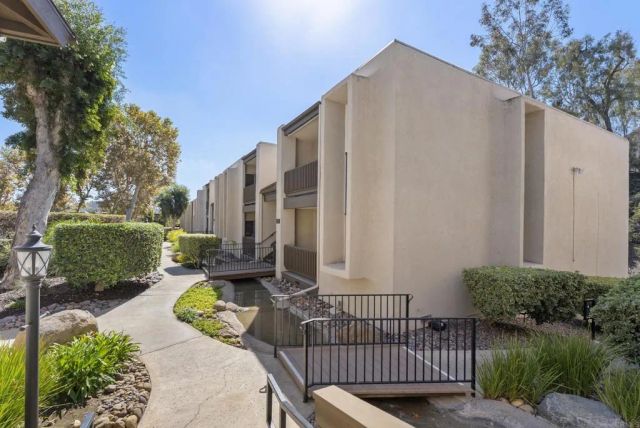 5350 Baltimore Drive 58, La Mesa, CA 91942