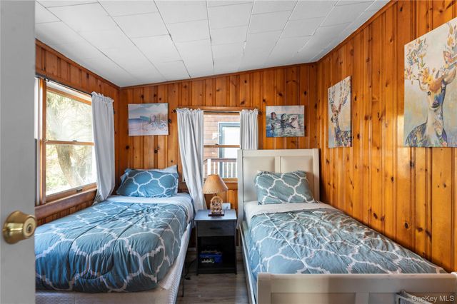 987 Surfview Walk, Ocean Beach, NY 11770