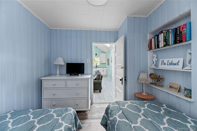 987 Surfview Walk, Ocean Beach, NY 11770