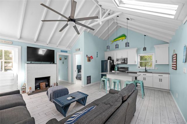 987 Surfview Walk, Ocean Beach, NY 11770