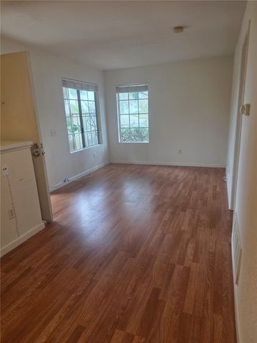 23395 La Crescenta, Mission Viejo, CA 92691