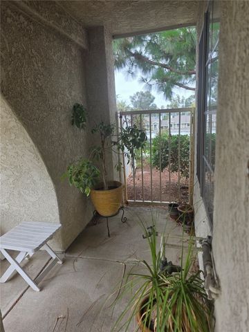 23395 La Crescenta, Mission Viejo, CA 92691