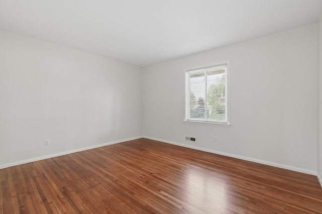 8241 Innsdale Avenue S, Cottage Grove, MN 55016