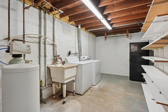 8241 Innsdale Avenue S, Cottage Grove, MN 55016