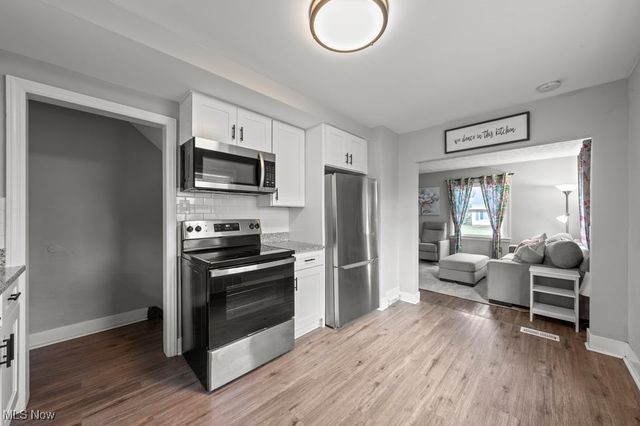 346 E 329th Street, Willowick, OH 44095