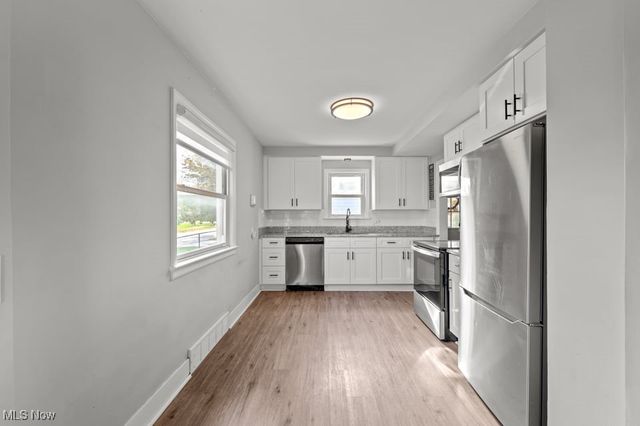 346 E 329th Street, Willowick, OH 44095