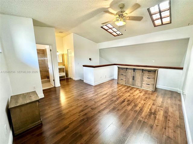 4245 S Pine Island Road, Davie, FL 33328