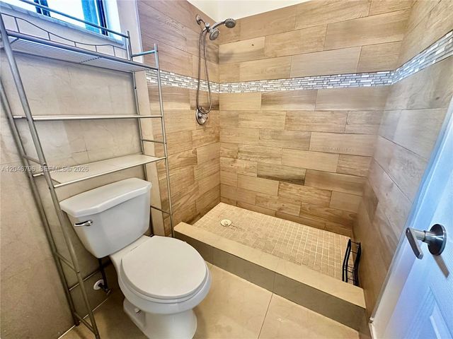 4245 S Pine Island Road, Davie, FL 33328