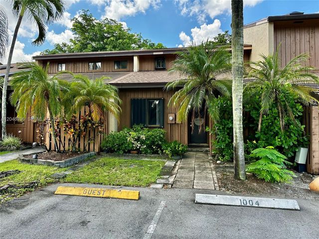 4245 S Pine Island Road, Davie, FL 33328