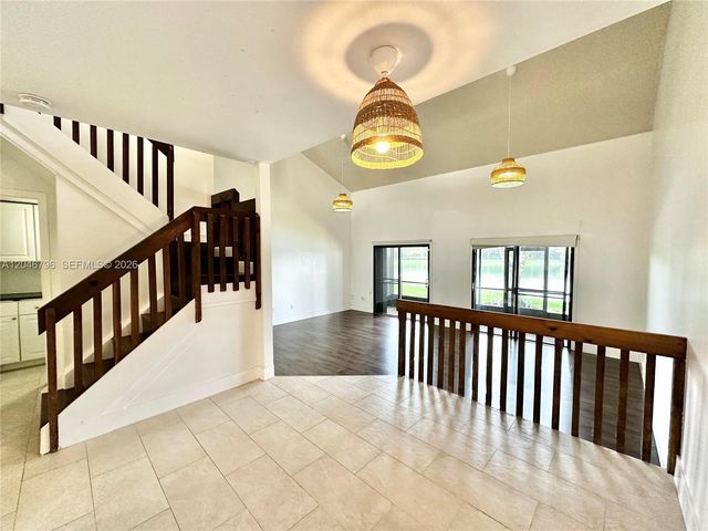 4245 S Pine Island Road, Davie, FL 33328