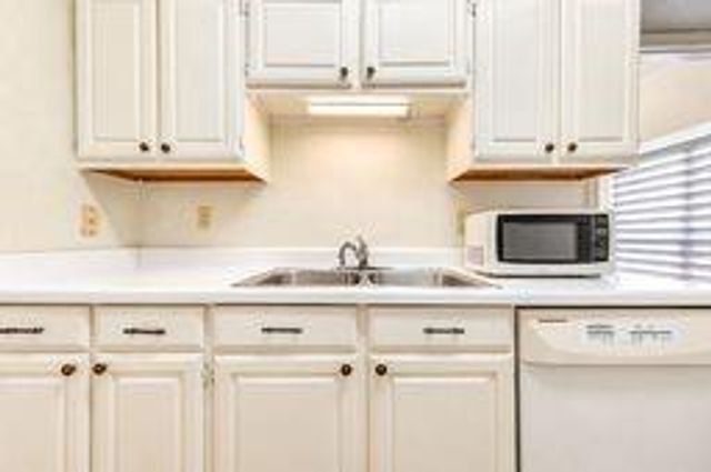 2400 N Braeswood Boulevard 313, Houston, TX 77030