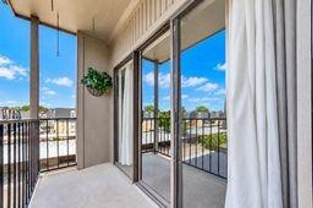 2400 N Braeswood Boulevard 313, Houston, TX 77030