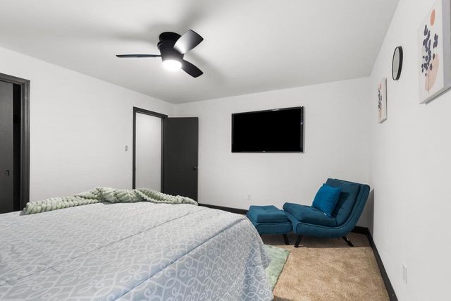 W156N8813 Pilgrim ROAD, Menomonee Falls, WI 53051