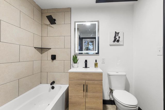 W156N8813 Pilgrim ROAD, Menomonee Falls, WI 53051