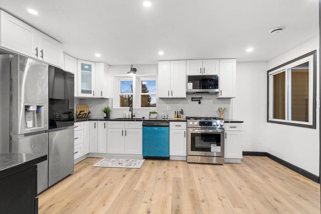 W156N8813 Pilgrim ROAD, Menomonee Falls, WI 53051