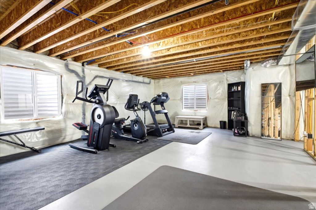 Image 24 of property listing at 12212 S CROYDEN LN, Herriman, UT 84096