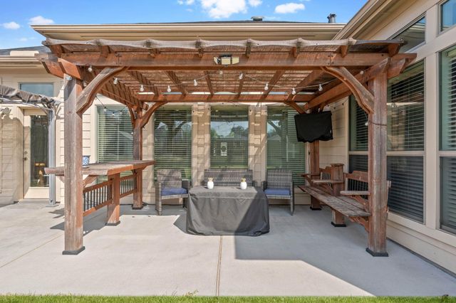 31823 Forest Oak Lane, Conroe, TX 77385