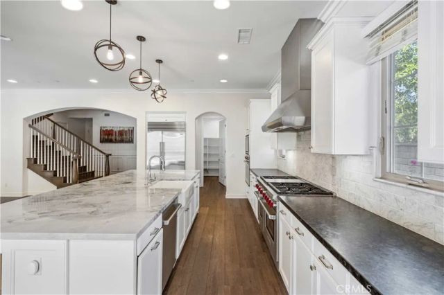 27 Cloister, Irvine, CA 92602