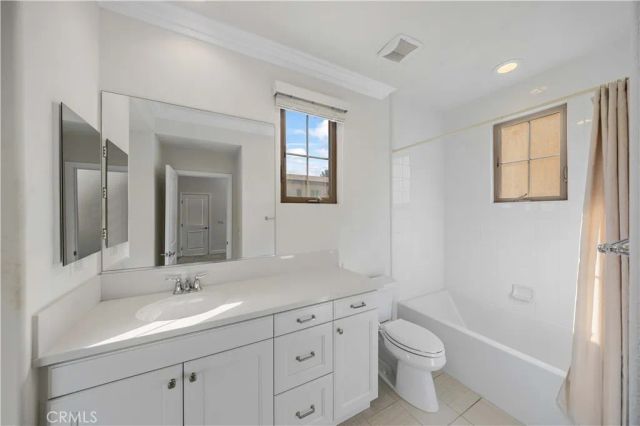 27 Cloister, Irvine, CA 92602