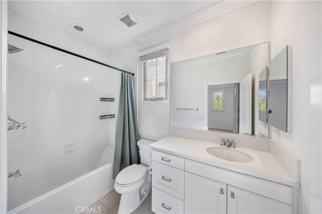 27 Cloister, Irvine, CA 92602