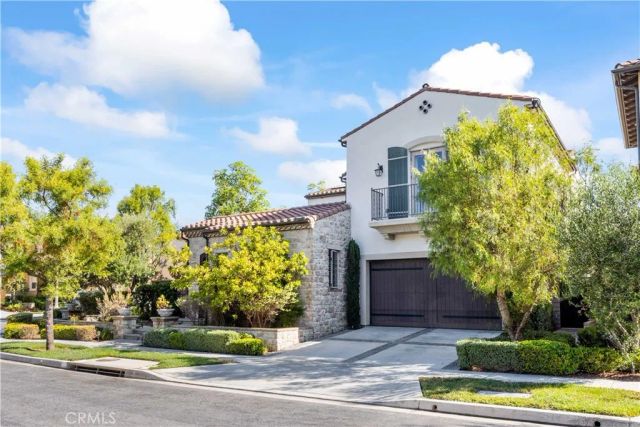 27 Cloister, Irvine, CA 92602
