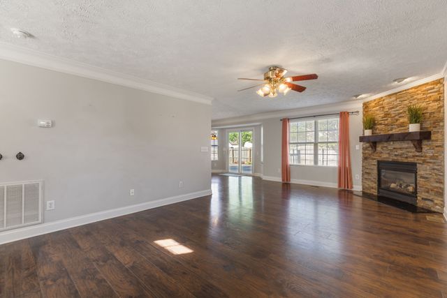 2290 Hayward Ln, Spring Hill, TN 37174