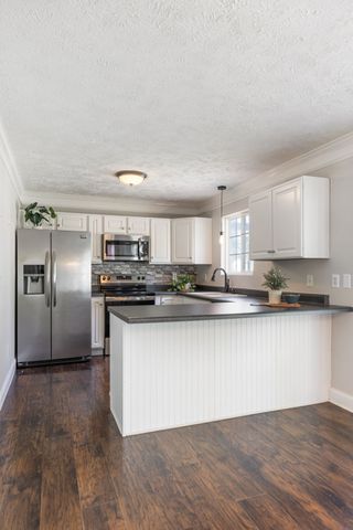 2290 Hayward Ln, Spring Hill, TN 37174