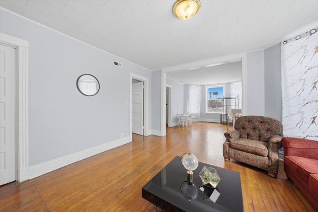 7514 S Dante Avenue, Chicago, IL 60619