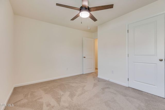 804 Pinhoti Street, Johnson City, TN 37604