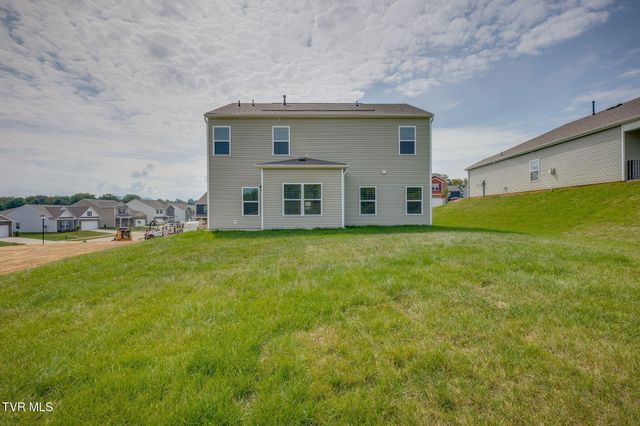 804 Pinhoti Street, Johnson City, TN 37604