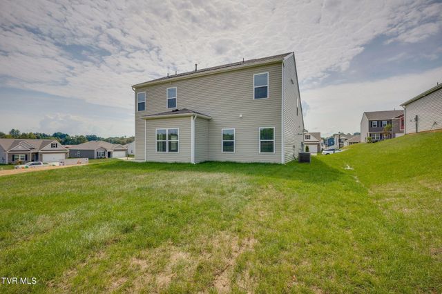 804 Pinhoti Street, Johnson City, TN 37604