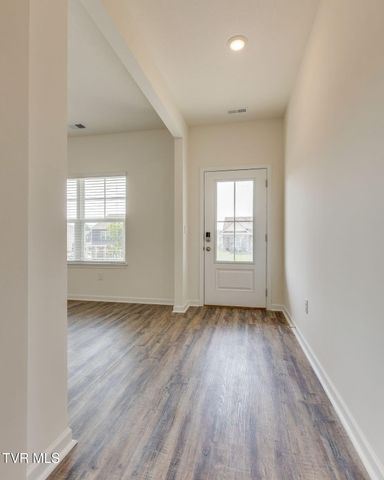 804 Pinhoti Street, Johnson City, TN 37604