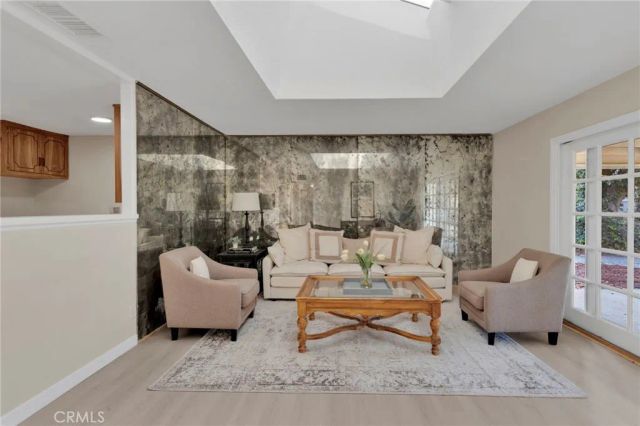 1534 Wallace Street, Simi Valley, CA 93065
