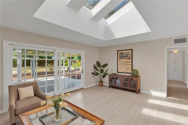 1534 Wallace Street, Simi Valley, CA 93065