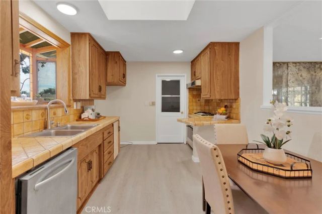 1534 Wallace Street, Simi Valley, CA 93065