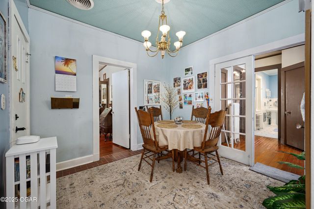 705 N Moffet Avenue, Joplin, MO 64801