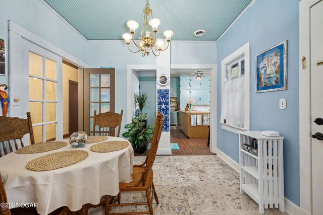 705 N Moffet Avenue, Joplin, MO 64801