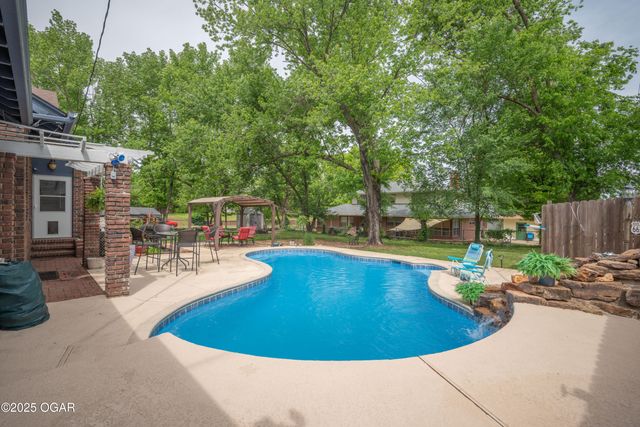 705 N Moffet Avenue, Joplin, MO 64801