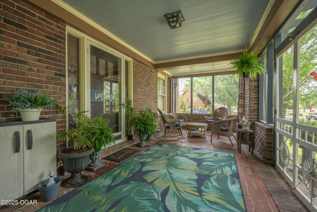 705 N Moffet Avenue, Joplin, MO 64801