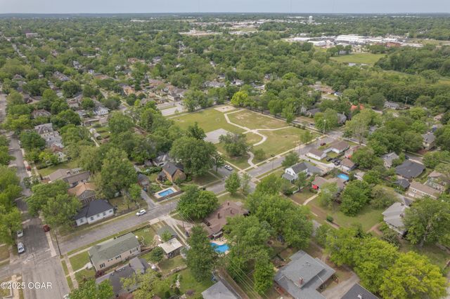 705 N Moffet Avenue, Joplin, MO 64801