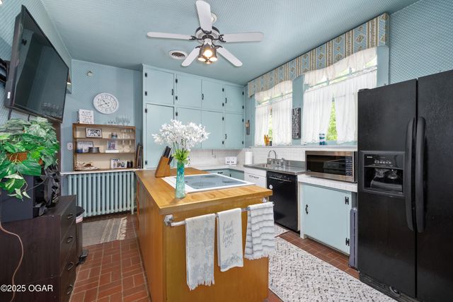 705 N Moffet Avenue, Joplin, MO 64801