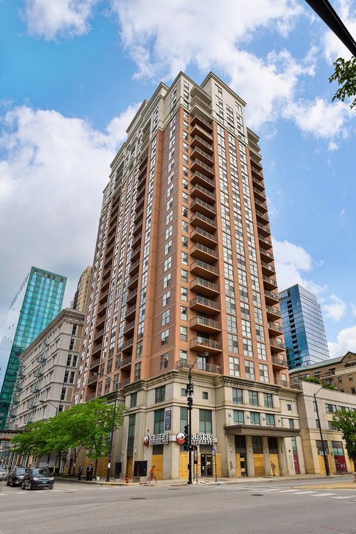 Image 1 of property listing at 1101 S STATE Street 1101, Chicago, IL 60605