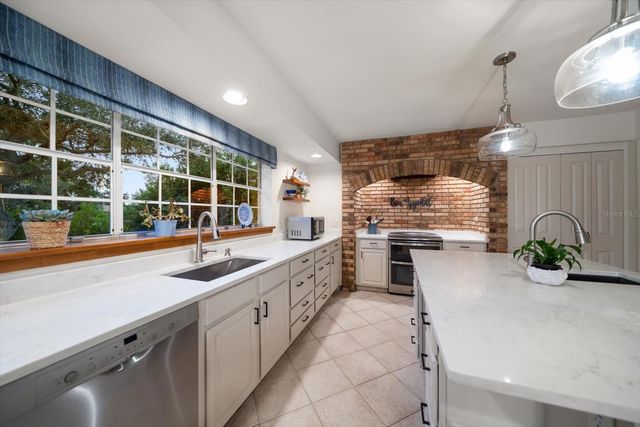 14940 CATHY LANE, Largo, FL 33774